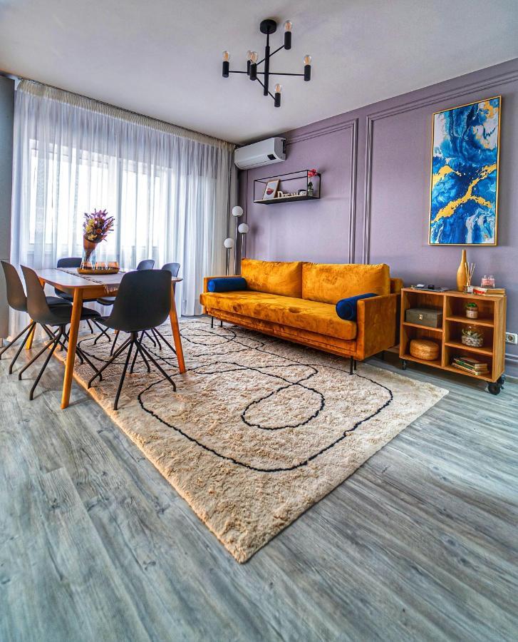 Delux Suite Bacau Exterior photo