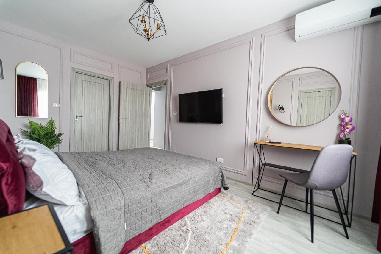 Delux Suite Bacau Exterior photo